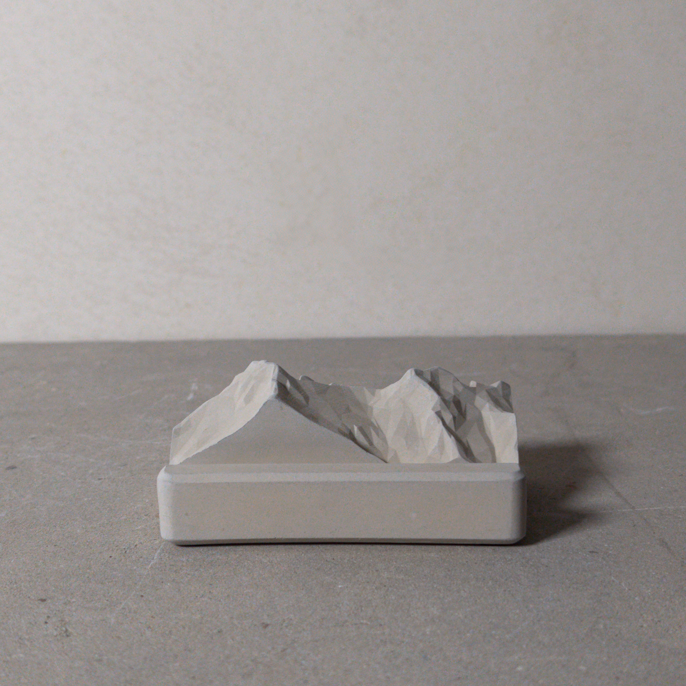 Yushan Cement Business Card and Phone Holder