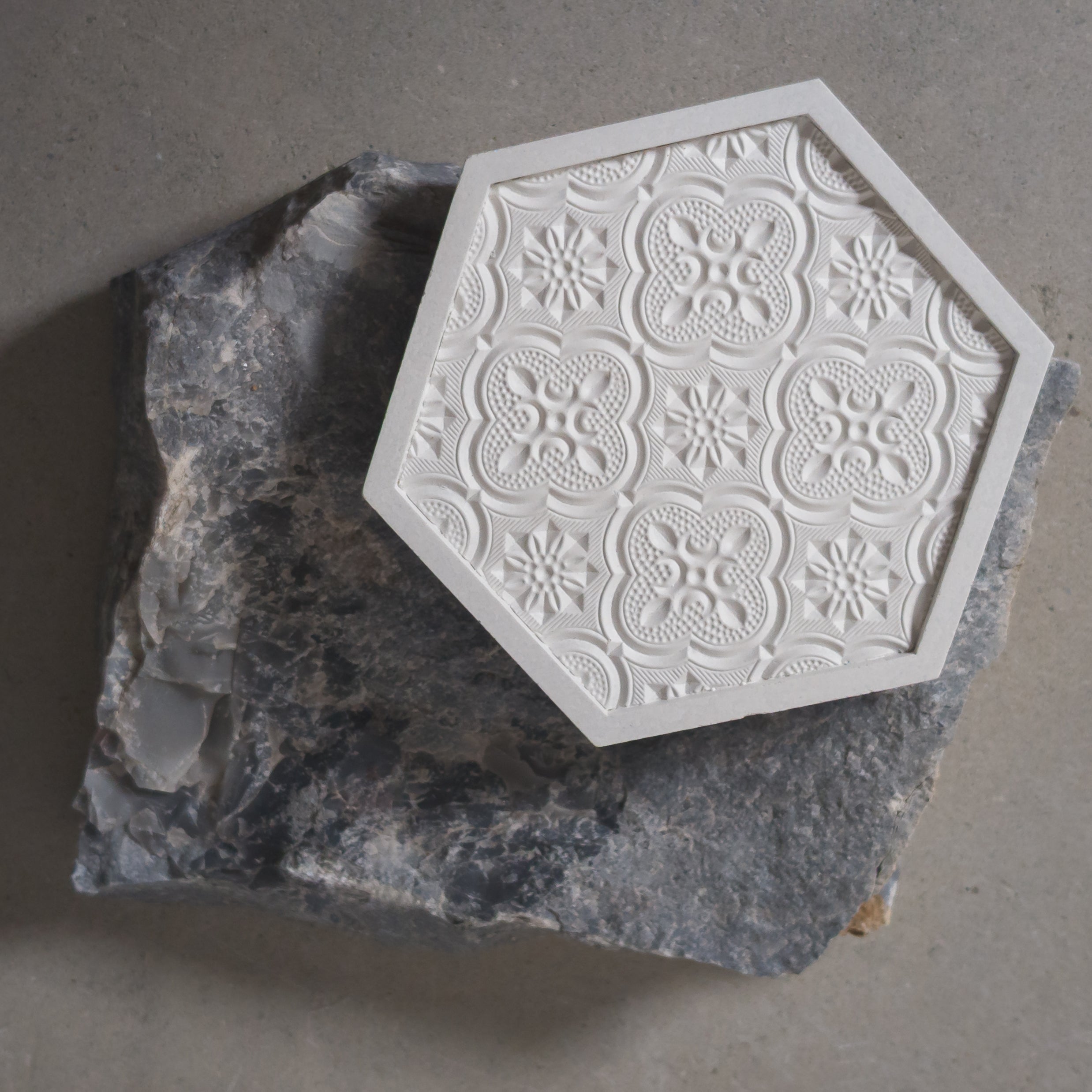 Begonia Flower Cement Coaster