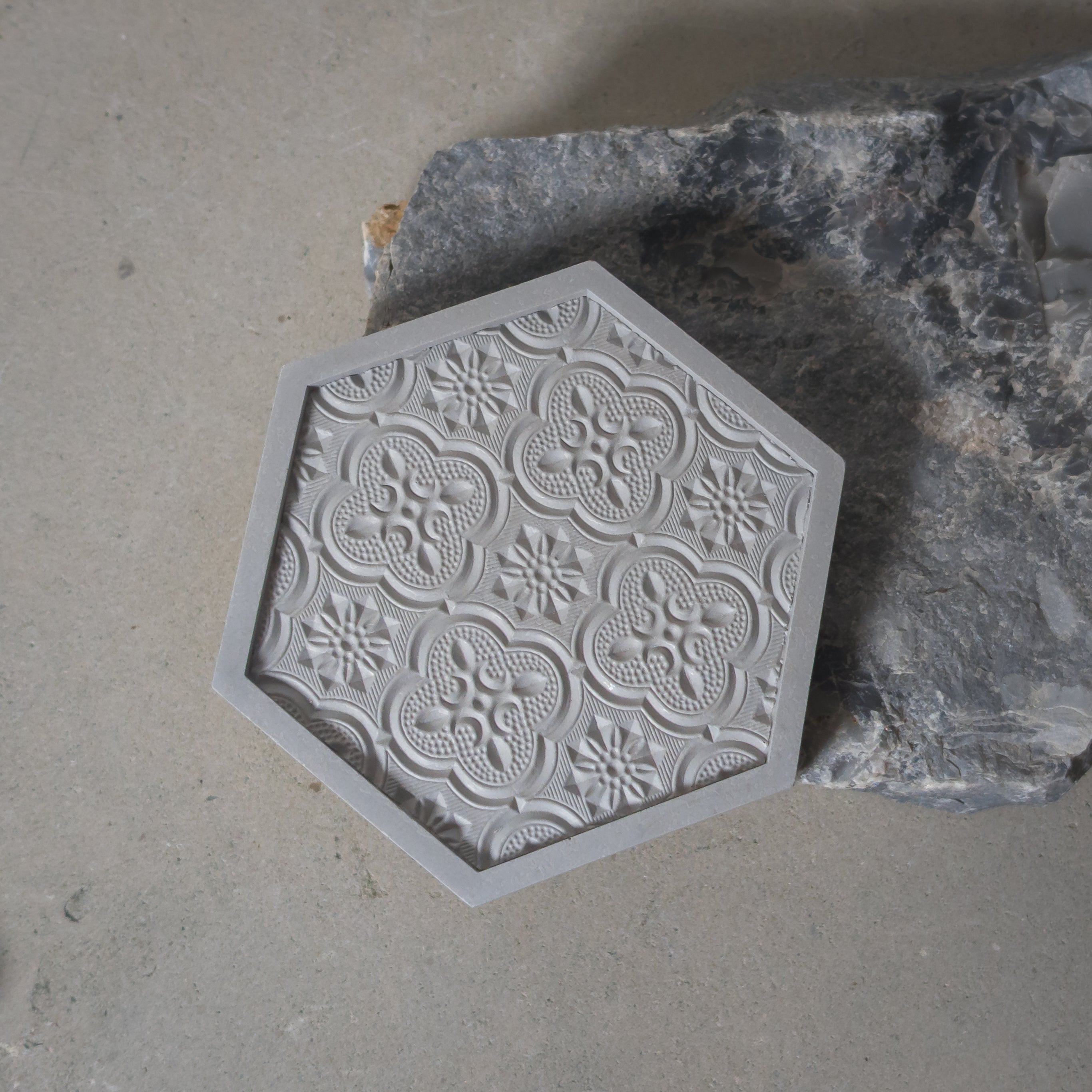 Begonia Flower Cement Coaster